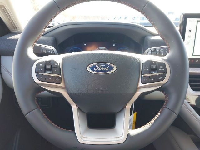 2026 Ford Explorer Active - Photo 18