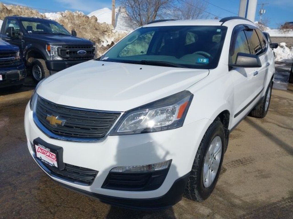 Certified 2017 Chevrolet Traverse LS SUV