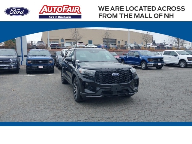 2025 Ford Explorer ST-LINE's photo