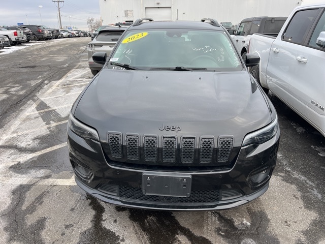 2023 Jeep Cherokee Altitude Lux's photo