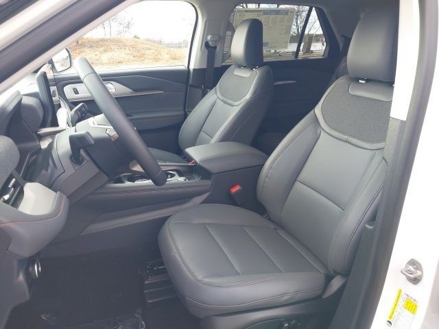 2026 Ford Explorer Active - Photo 23