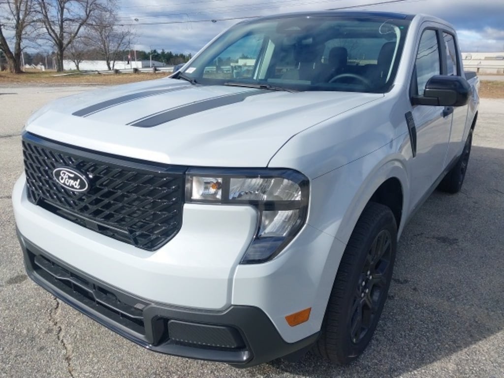 New 2025 Ford Maverick XLT Truck