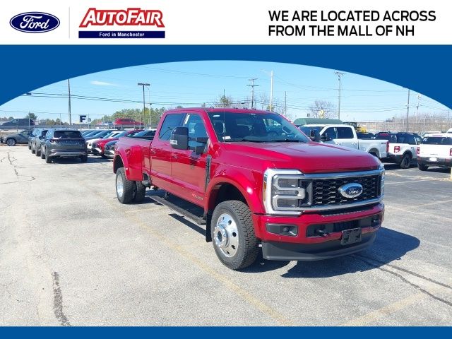 2026 Ford F-450 Platinum 4x4 Crew Cab 8' Box DRW's photo