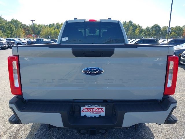 2026 Ford F-350 Super Duty XL - Photo 7