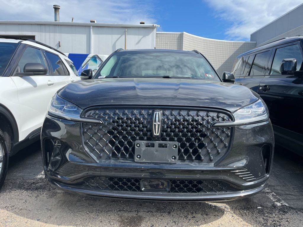 2025 Lincoln Aviator Reserve AWD's photo