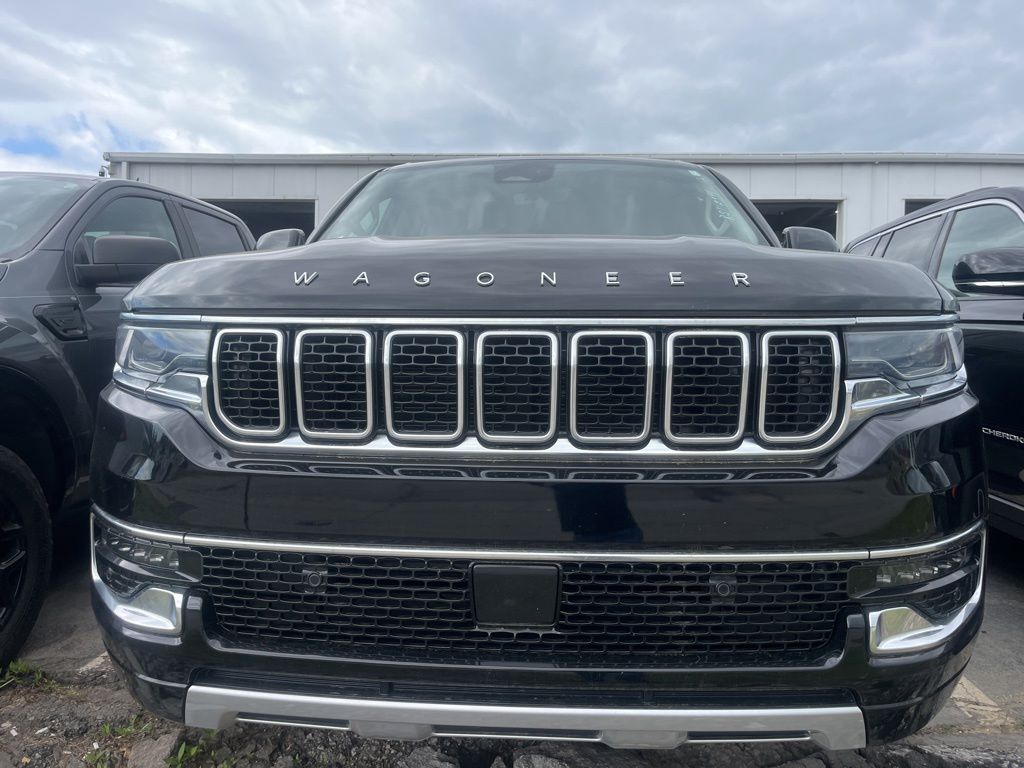 2024 Jeep Wagoneer L Series II 4WD's photo