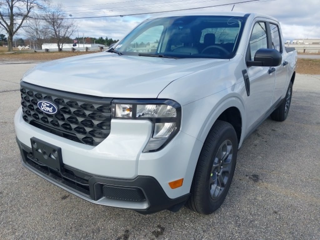 New 2025 Ford Maverick XLT Truck