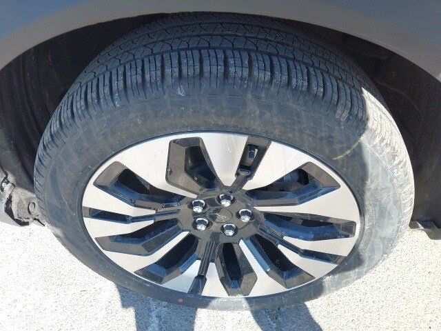 2026 Ford Explorer Platinum - Photo 14