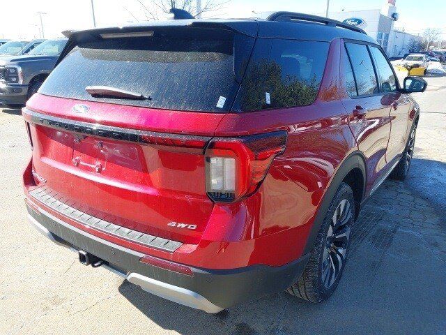 2026 Ford Explorer Platinum - Photo 8