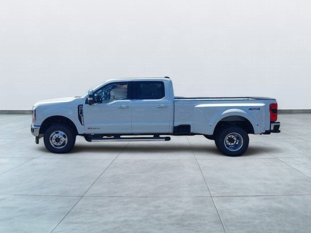 New 2026 Ford F-350 Lariat Truck