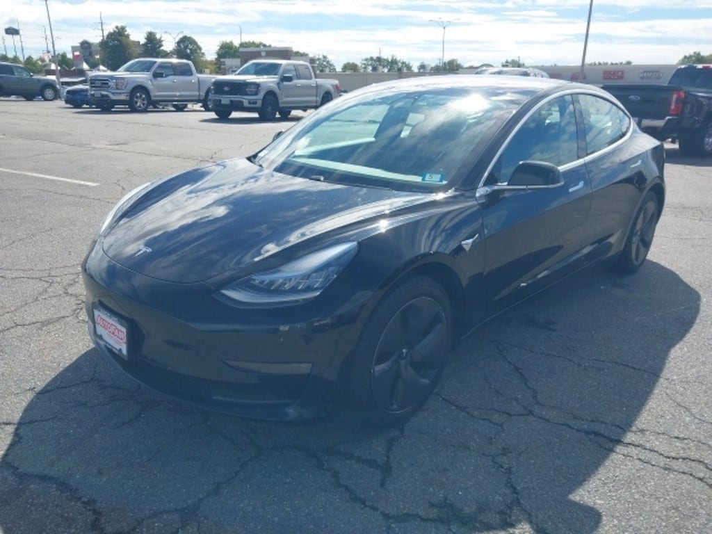 Certified 2019 Tesla Model 3 Standard Sedan