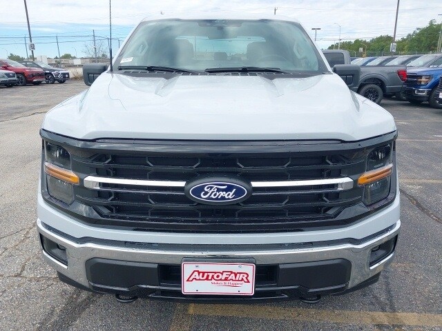 2025 Ford F-150 XLT photo 3