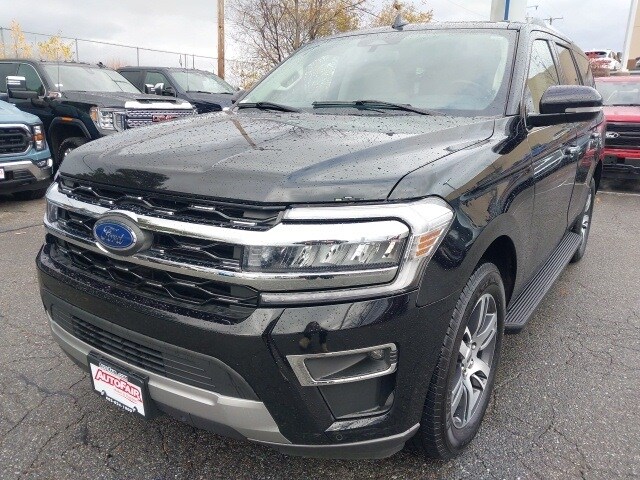 2024 Ford Expedition Limited photo 2