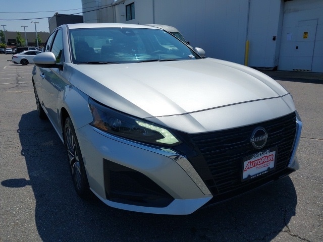 Certified 2023 Nissan Altima SV with VIN 1N4BL4DW2PN400716 for sale in Manchester, NH