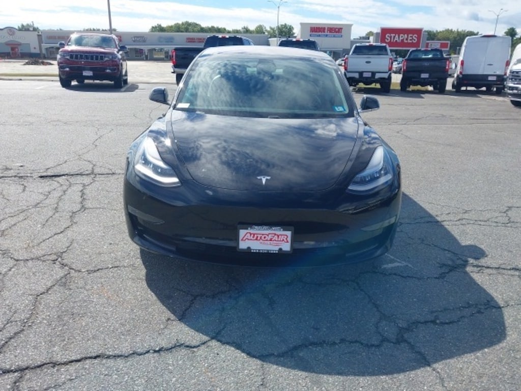 Certified 2019 Tesla Model 3 Standard Sedan