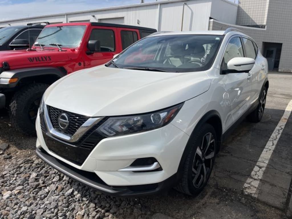 Certified 2022 Nissan Rogue Sport SL SUV