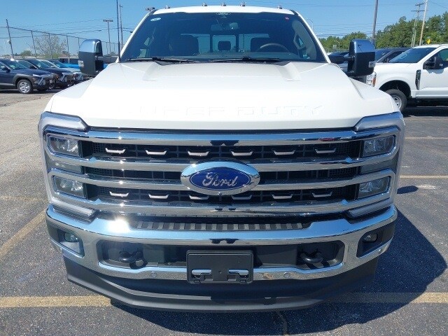2026 Ford F-350 King Ranch photo 3