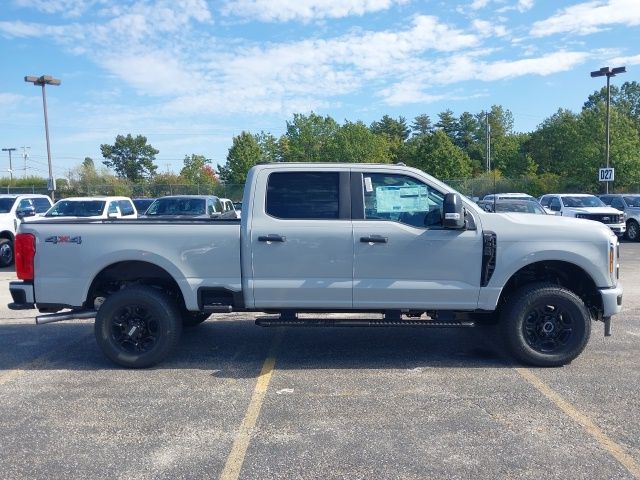 2026 Ford F-350 Super Duty XL - Photo 9