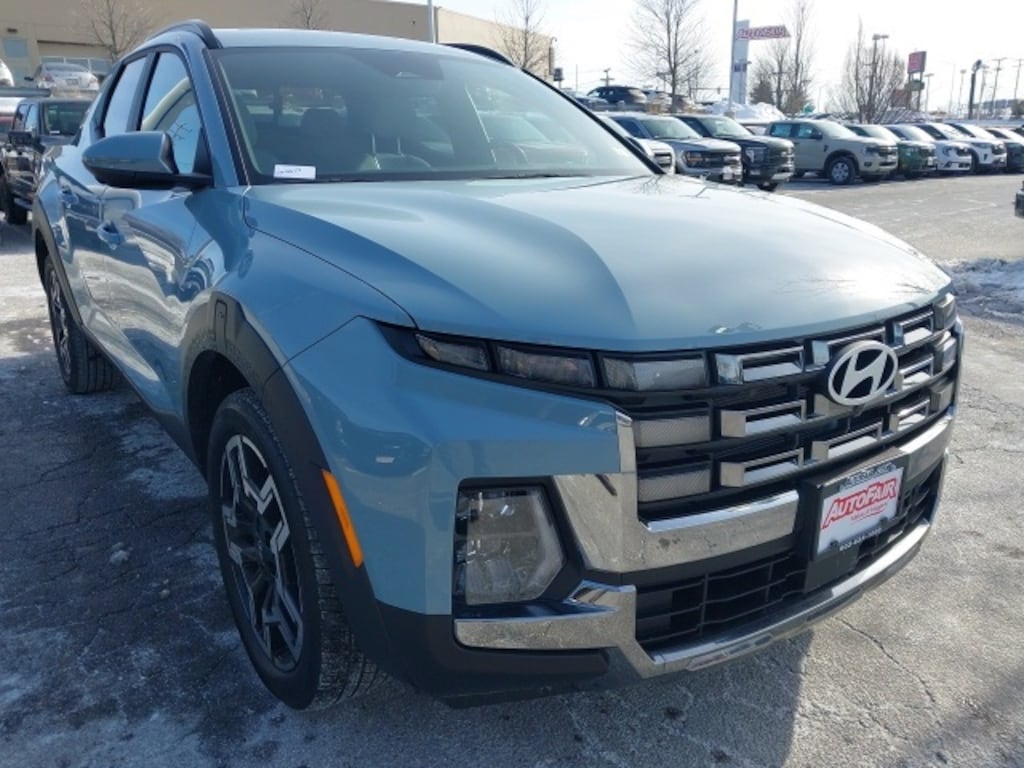 Certified 2025 Hyundai Santa Cruz Limited Truck