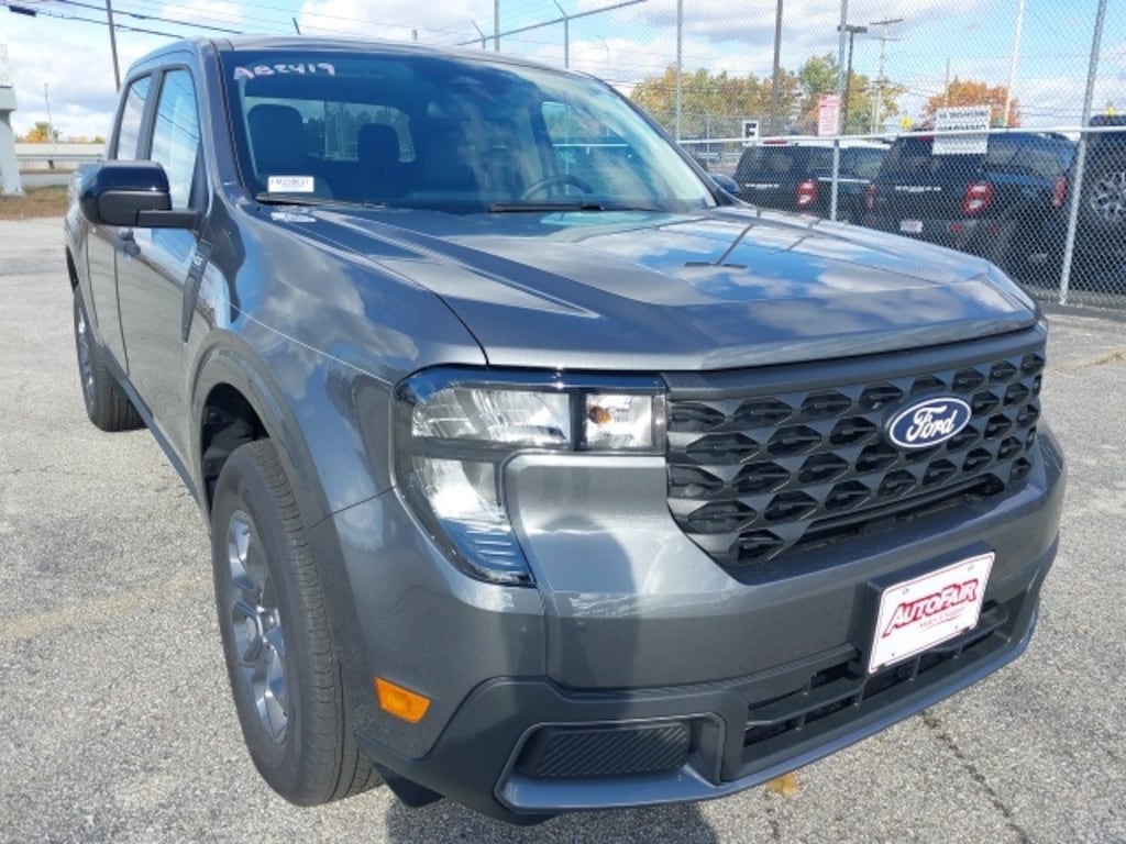 New 2025 Ford Maverick XLT Truck