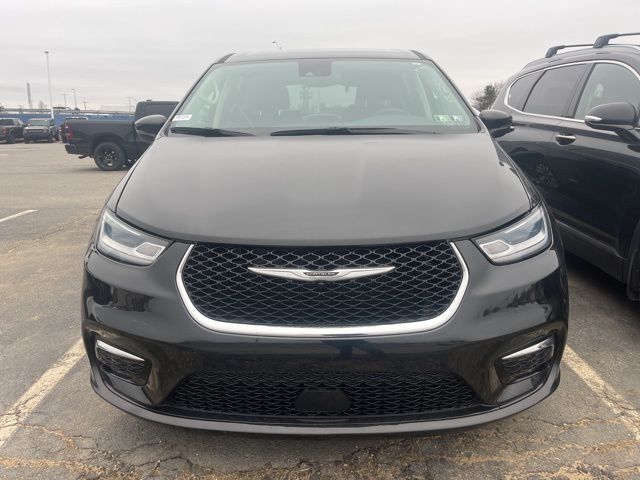 2023 Chrysler Pacifica Hybrid