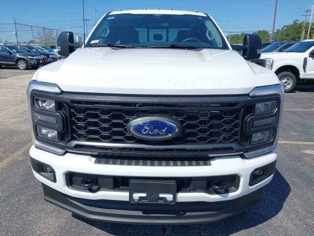 2026 Ford F-350 XL photo 3