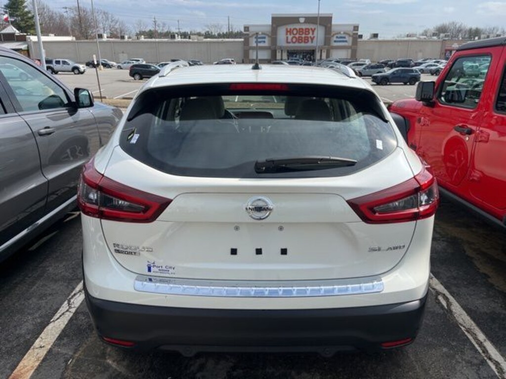 Certified 2022 Nissan Rogue Sport SL SUV
