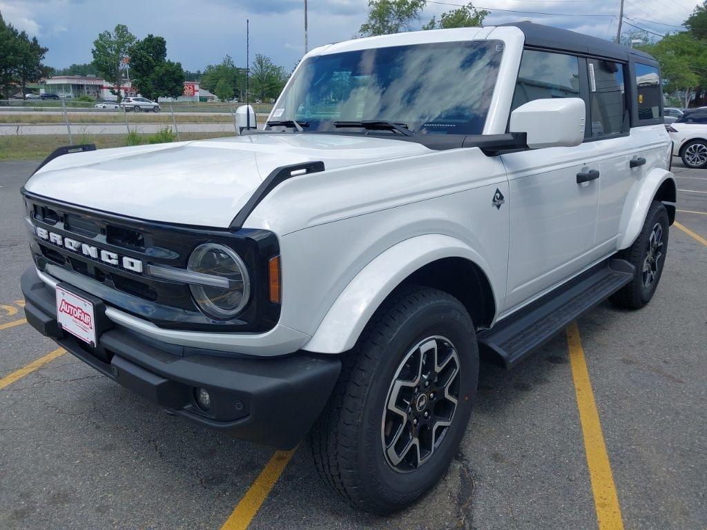 New 2026 Ford Bronco Outer Banks SUV