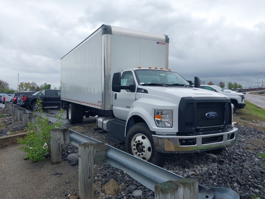2021 Ford F-650's photo