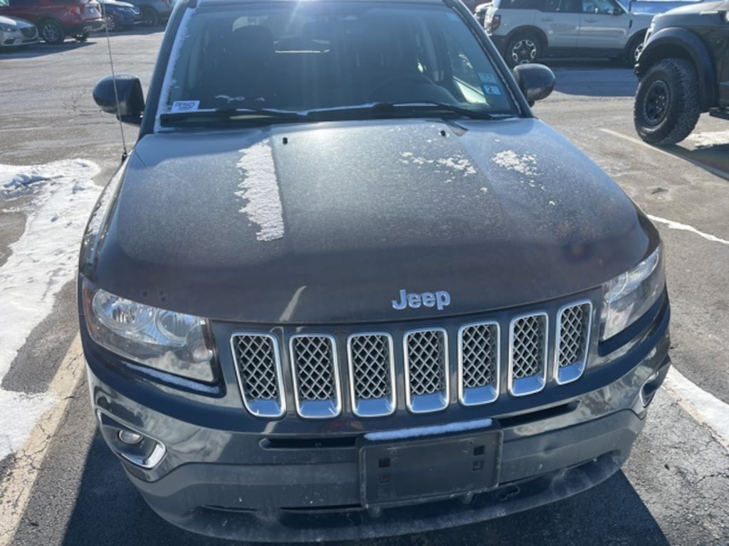 Used 2015 Jeep Compass Latitude SUV