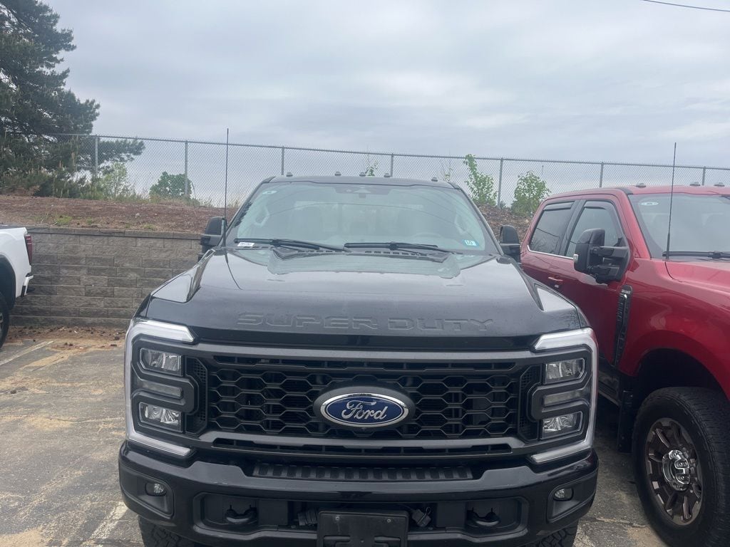 2023 Ford F-350 XL 4x4 SuperCab 8' Box SRW's photo