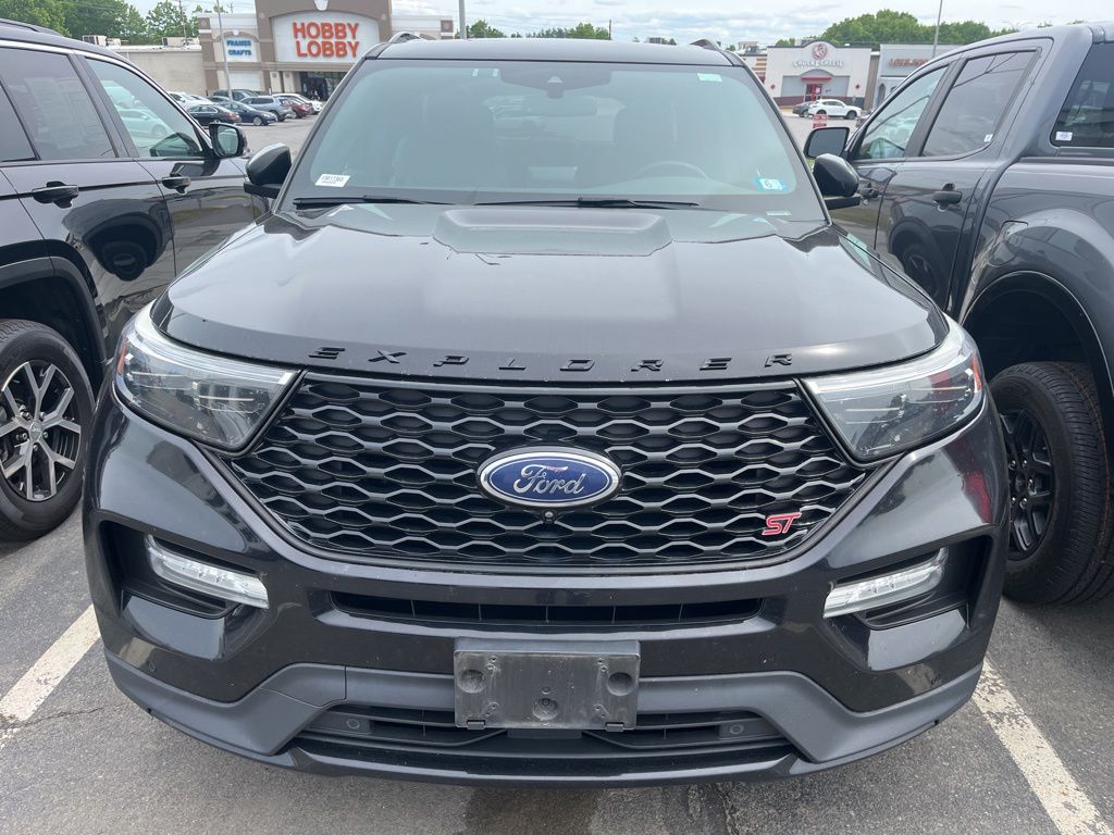 2020 Ford Explorer ST 4WD's photo