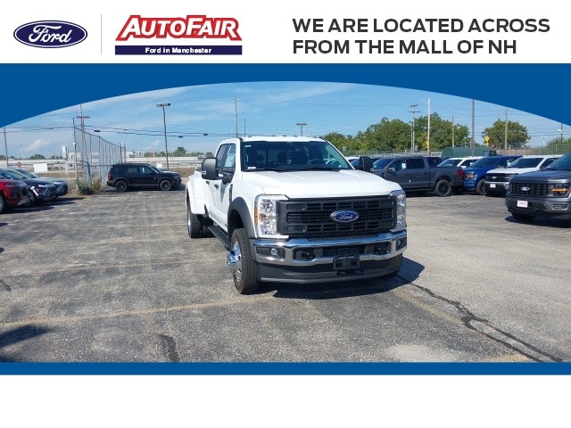 2026 Ford F-450 Super Duty XL's photo