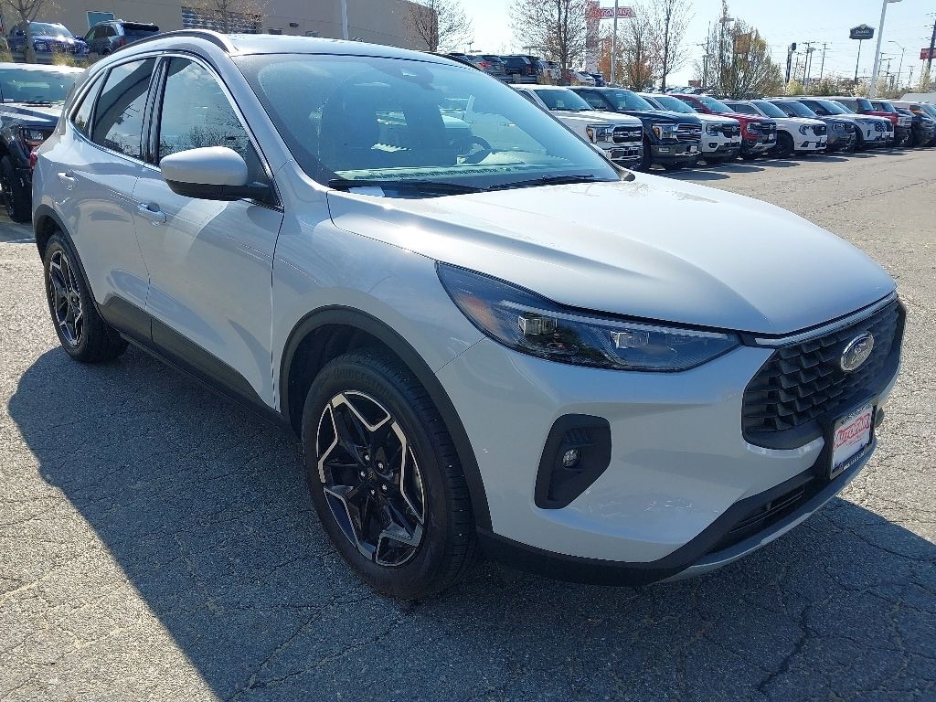 Certified 2025 Ford Escape Hybrid Platinum SUV