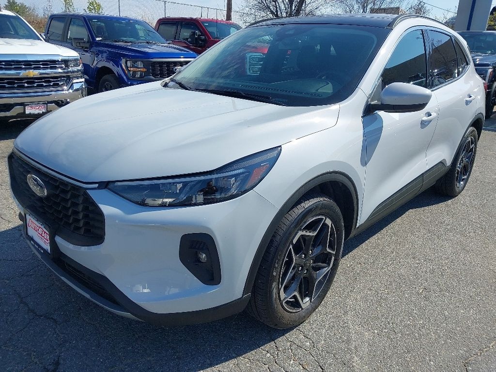 Certified 2025 Ford Escape Hybrid Platinum SUV
