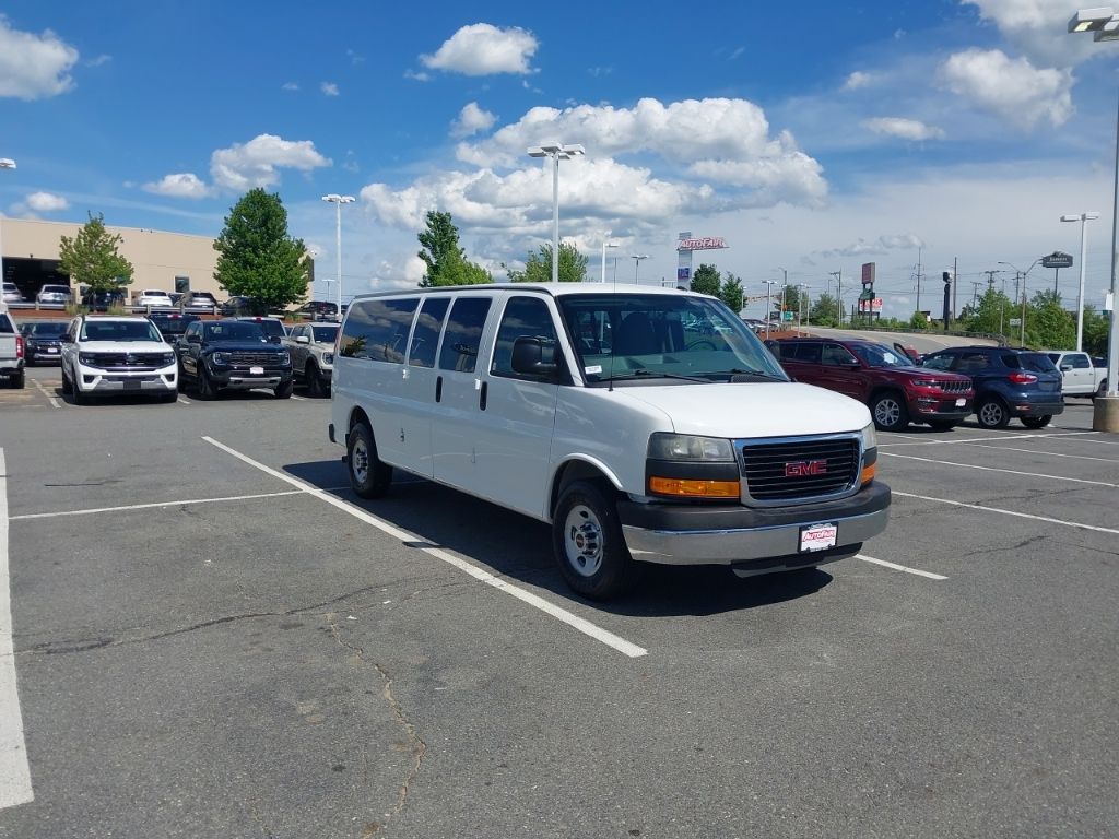 2015 GMC Savana 3500 LS Ext WB's photo