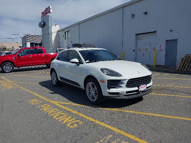 2020 Porsche Macan Base
