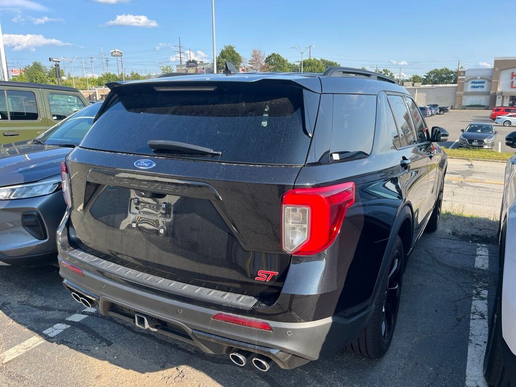 Used 2023 Ford Explorer ST SUV