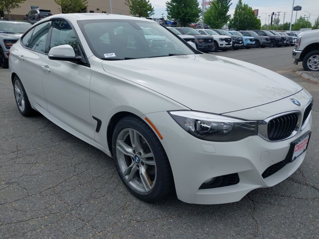 Used 2016 BMW 3 Series 328i with VIN WBA8Z5C51GG500311 for sale in Manchester, NH