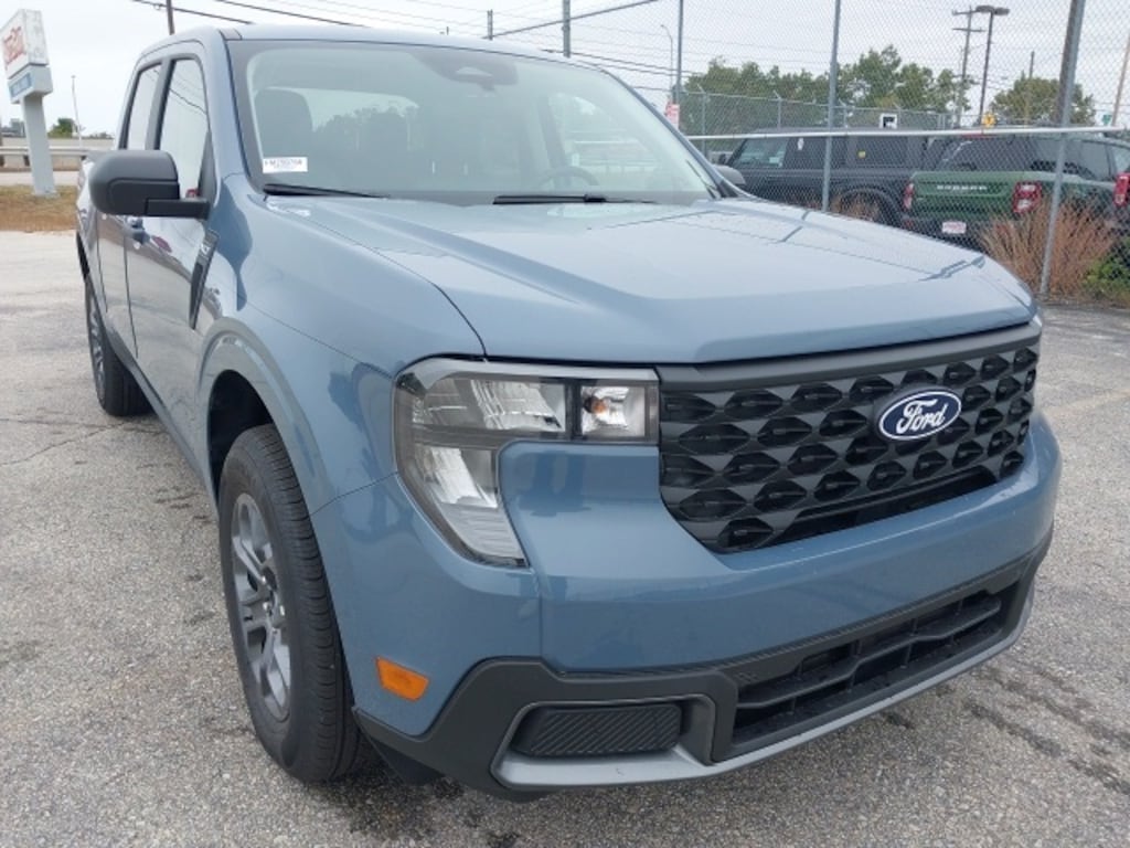 New 2025 Ford Maverick XLT Truck