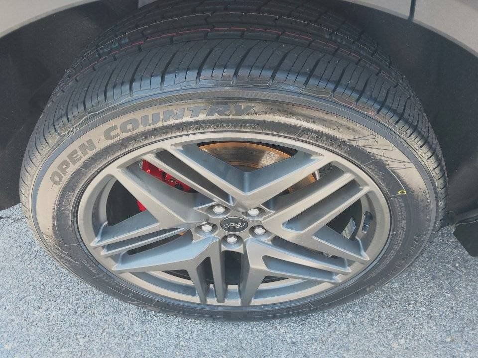 2025 Ford Explorer ST - Photo 11