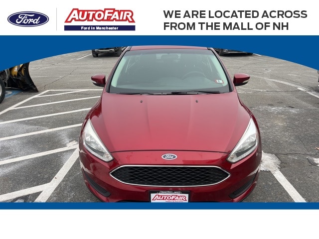 2017 Ford Focus SE's photo