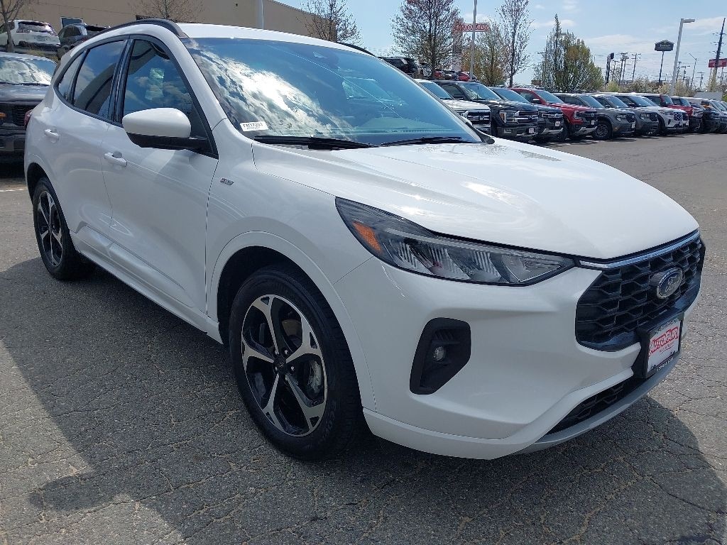 Certified 2023 Ford Escape ST-Line Select SUV