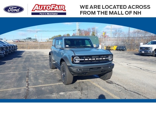 2025 Ford Bronco 4-Door Outer Banks's photo