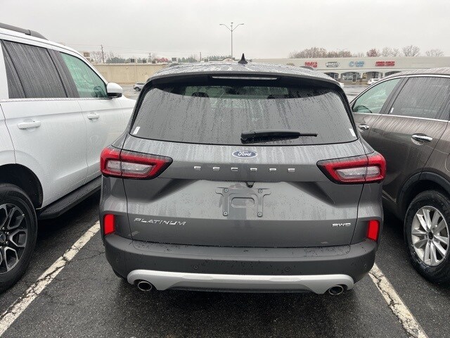 2024 Ford Escape Platinum photo 2