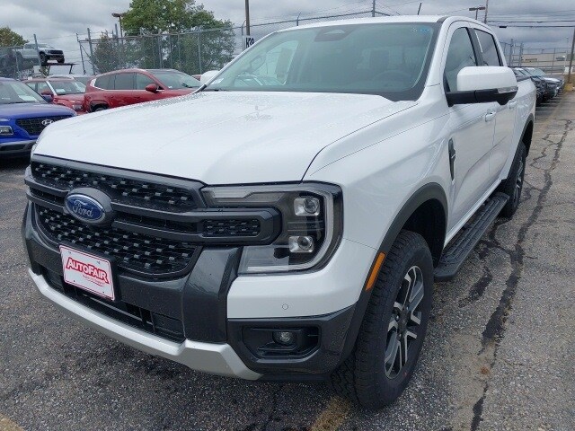 2025 Ford Ranger Lariat photo 3