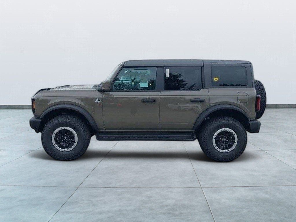 New 2026 Ford Bronco Outer Banks SUV