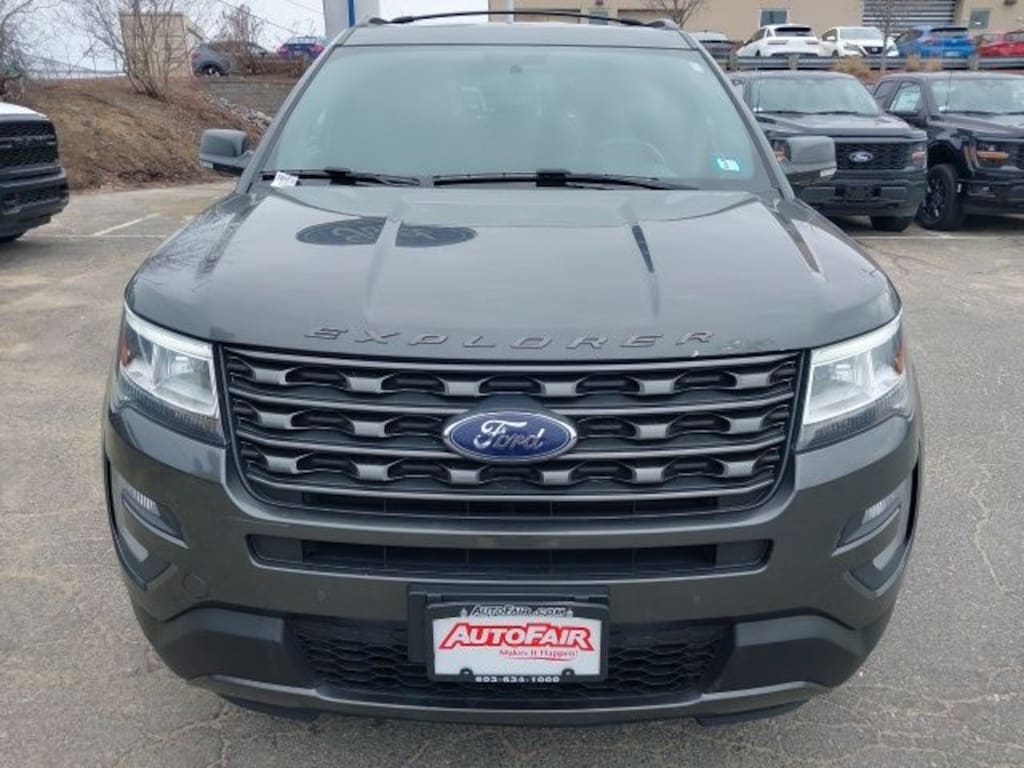 Used 2017 Ford Explorer XLT SUV