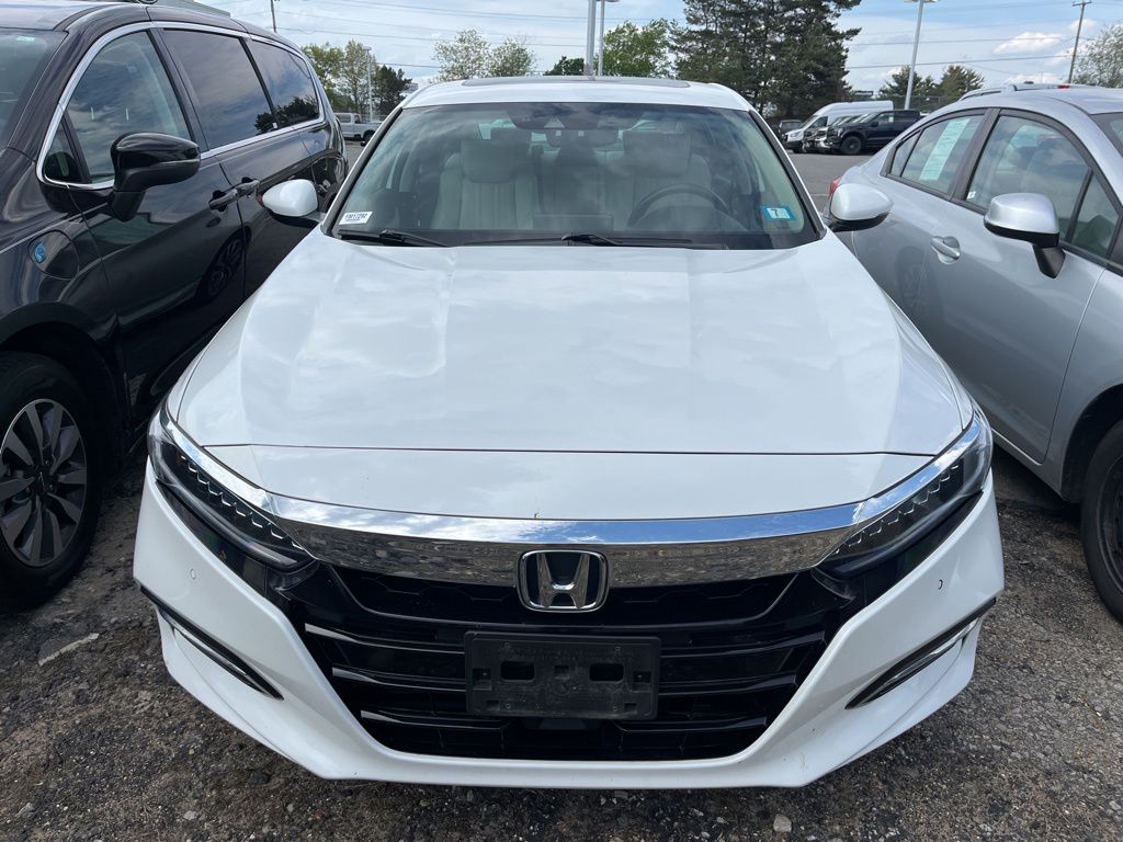 2018 Honda Accord Hybrid Touring's photo