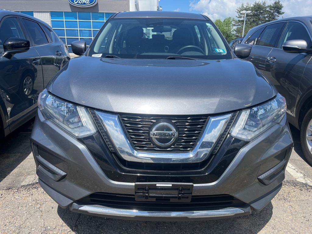 2019 Nissan Rogue S FWD's photo